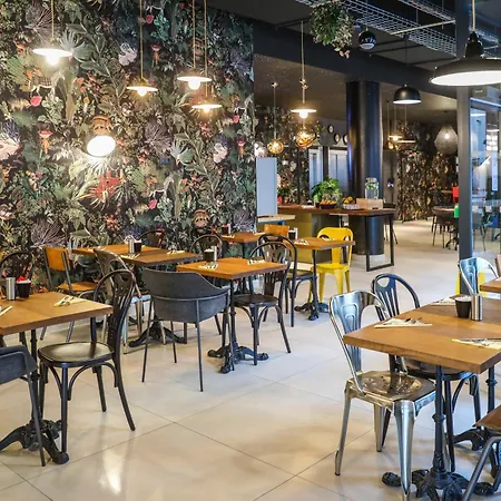 فندق Ibis Styles Paris La Defense بيتّو