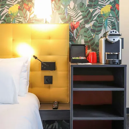 Ibis Styles Paris La Defense 3*