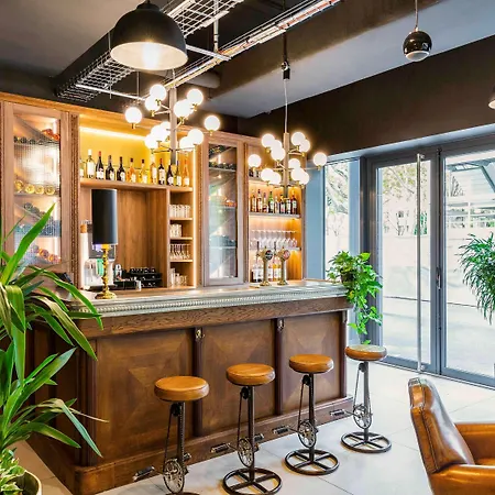 فندق Ibis Styles Paris La Defense