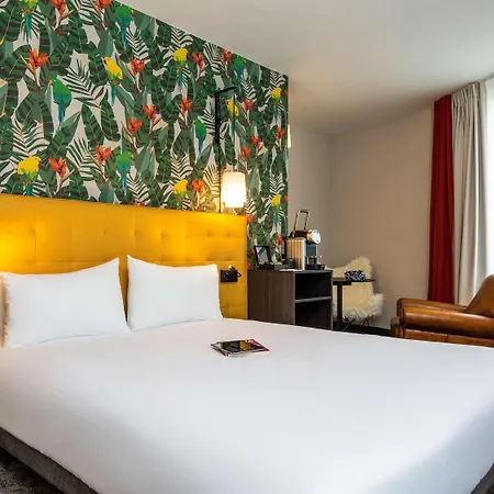 Ibis Styles Paris La Defense فندق بيتّو