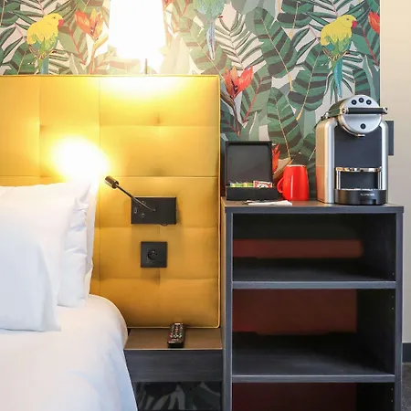 Ibis Styles Paris La Defense فندق بيتّو