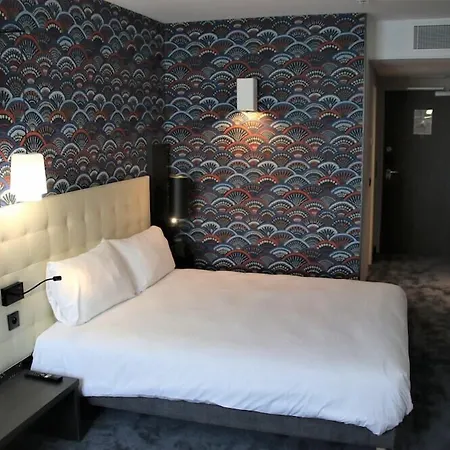 فندق Ibis Styles Paris La Defense