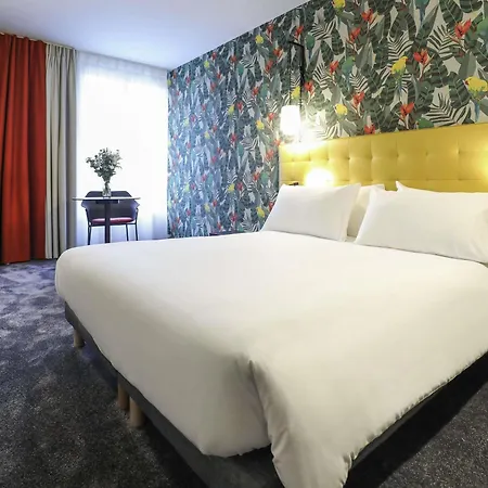 Ibis Styles Paris La Defense فندق
