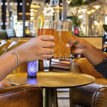 Hotel Ibis Styles Paris La Defense 3*