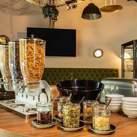Ibis Styles Paris La Defense فندق