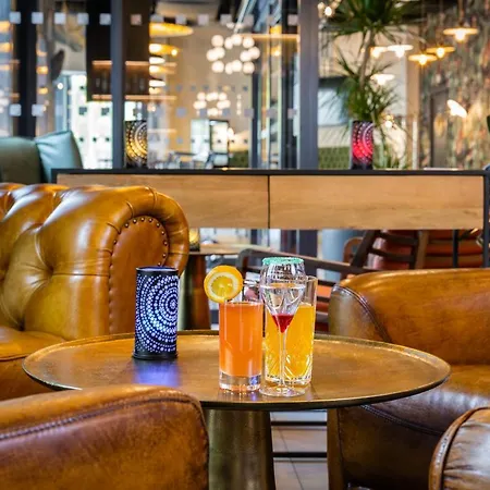 Ibis Styles Paris La Defense 3* بيتّو